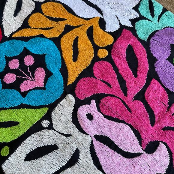 Mexican Colorful Black Hand Embroidered Jalapa Blouse Oaxacan Floral Hand Small - Picture 12 of 15